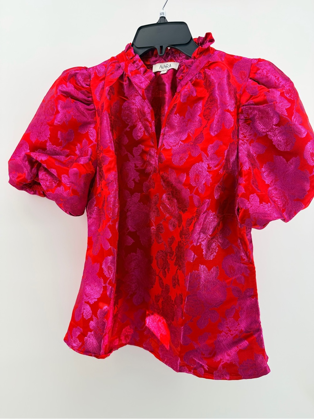 AVARA Women's Size S Red Pink Floral Jacquard  Puff Sleeve Zip Ruffle Blouse